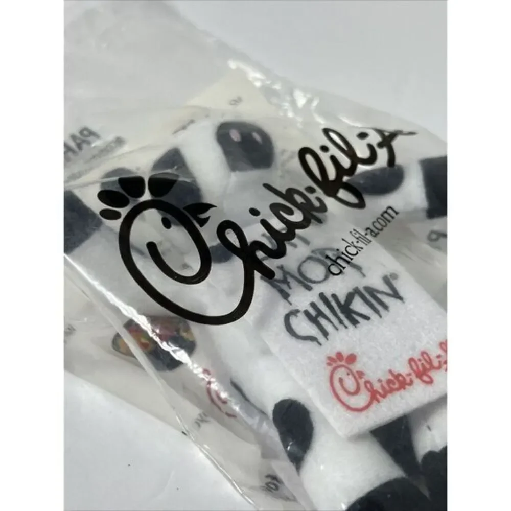 Chick Fil A Cow Eat Mor Chikin More Chicken Small Plush Stuffed Animal 5.5